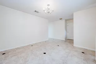 7514 Trail Hollow, Missouri City, TX 77459 - Photo 9