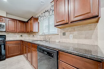 7514 Trail Hollow, Missouri City, TX 77459 - Photo 19