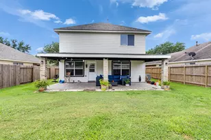 4423 Plumeria Ave, Baytown, TX 77521 - Photo 17