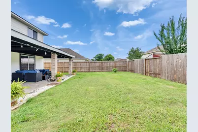 4423 Plumeria Avenue, Baytown, TX 77521 - Photo 37