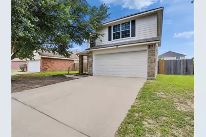 4423 Plumeria Avenue, Baytown, TX 77521 - Photo 3