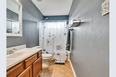 4423 Plumeria Avenue, Baytown, TX 77521 - Photo 15