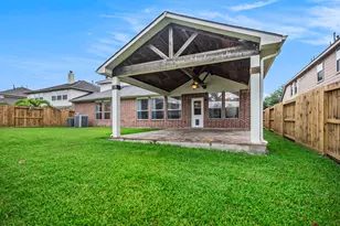 4438 W Maple Dr, Friendswood, TX 77546 - Photo 21