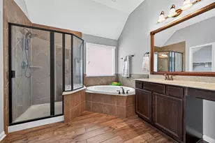 8231 Horsetail Ct, Conroe, TX 77385 - Photo 21