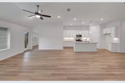 22575 Pagoda Dogwood Branch Drive, New Caney, TX 77357 - Photo 17