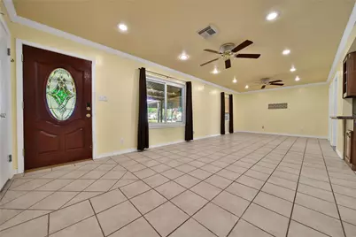202 Hammond Loop, Sweeny, TX 77480 - Photo 5