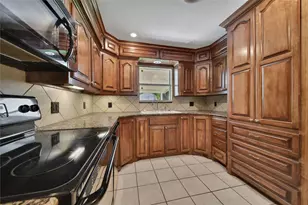 202 Hammond Loop, Sweeny, TX 77480 - Photo 11