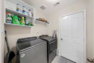 4051 Conifer Dr, Dickinson, TX 77539 - Photo 17
