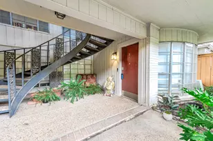 2575 Marilee Ln, Houston, TX 77057 - Photo 3