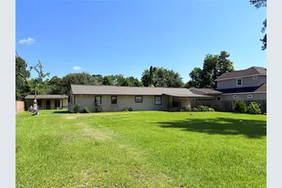 17807 Dean Court, Conroe, TX 77302 - Photo 3