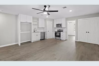 6121 Ridgemont Street, Houston, TX 77087 - Photo 1