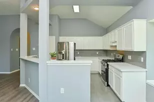 12922 Mills Bend St, Houston, TX 77070 - Photo 23