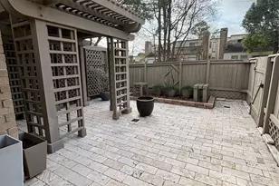 11519 Riverview Dr, Houston, TX 77077 - Photo 5