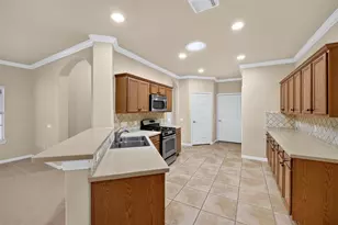 175 W Kentwick Pl, Conroe, TX 77384 - Photo 9