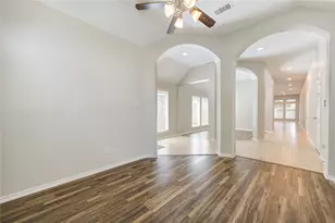 27407 Gatlin Ln, Spring, TX 77386 - Photo 9