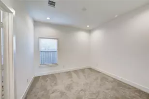 107 W Whitney St, Houston, TX 77018 - Photo 19