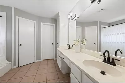8711 Bent Tree Drive, College Station, TX 77845 - Photo 15