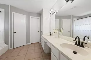8711 Bent Tree Dr, College Station, TX 77845 - Photo 15