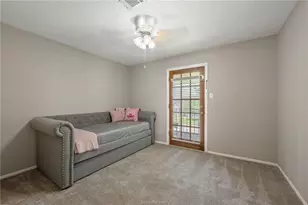 8711 Bent Tree Dr, College Station, TX 77845 - Photo 23