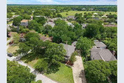8711 Bent Tree Drive, College Station, TX 77845 - Photo 31