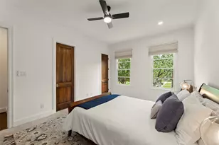 6236 Community Dr, Houston, TX 77005 - Photo 25