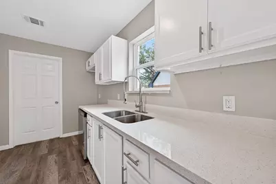 13110 Naples Lane, Stafford, TX 77477 - Photo 19