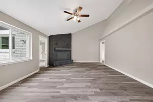 13110 Naples Ln, Stafford, TX 77477 - Photo 9