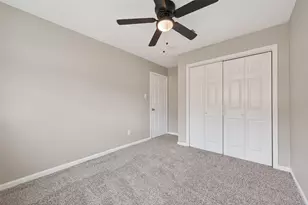 13110 Naples Ln, Stafford, TX 77477 - Photo 33