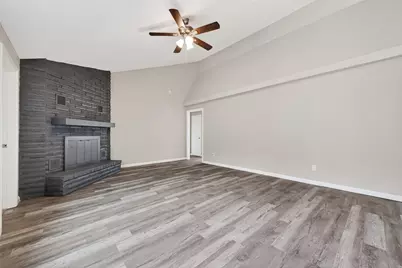 13110 Naples Lane, Stafford, TX 77477 - Photo 11