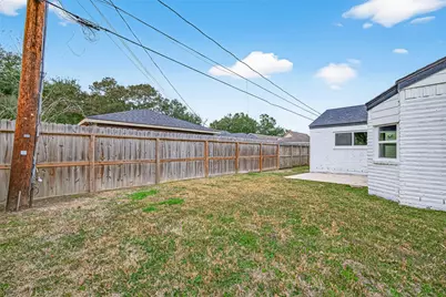 13110 Naples Lane, Stafford, TX 77477 - Photo 43