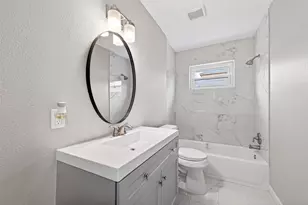 13110 Naples Ln, Stafford, TX 77477 - Photo 31