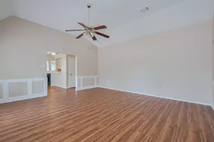 15827 Beechnut St, Houston, TX 77083 - Photo 9