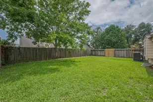 15827 Beechnut St, Houston, TX 77083 - Photo 33