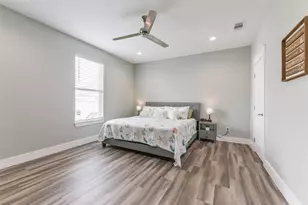 16630 Jean Lafitte Rd, Galveston, TX 77554 - Photo 29