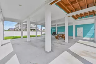 16630 Jean Lafitte Rd, Galveston, TX 77554 - Photo 43