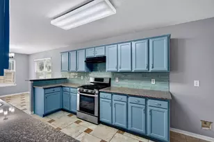 8023 Beech Meadow Ln, Houston, TX 77083 - Photo 9