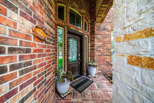 12022 Eagle Ridge Dr, Mont Belvieu, TX 77535 - Photo 3