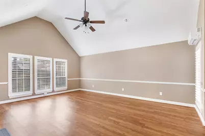 9614 Pinehurst Street, Baytown, TX 77521 - Photo 7