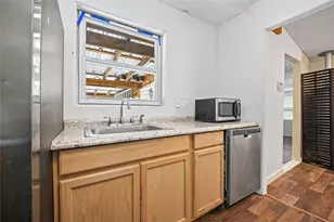 4220 Alabama Ave, Dickinson, TX 77539 - Photo 17