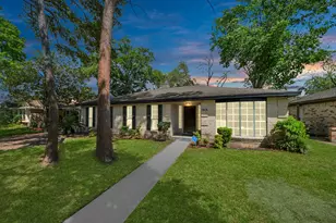 9406 Vickijohn Dr, Houston, TX 77031 - Photo 1
