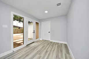 9406 Vickijohn Dr, Houston, TX 77031 - Photo 35