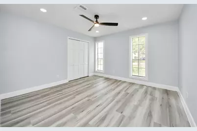 9406 Vickijohn Drive, Houston, TX 77031 - Photo 23