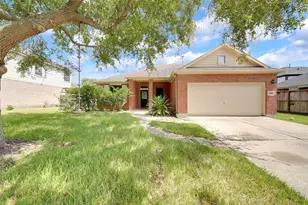 1009 Bay Area Blvd, League City, TX 77573 - Photo 1