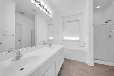 1009 Bay Area Boulevard, League City, TX 77573 - Photo 11