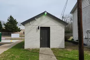 100 Lamar St, Willis, TX 77378 - Photo 3