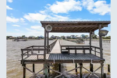 645 3rd Street, San Leon, TX 77539 - Photo 5