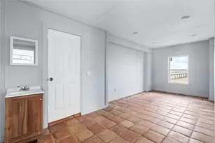 645 3rd St, San Leon, TX 77539 - Photo 45