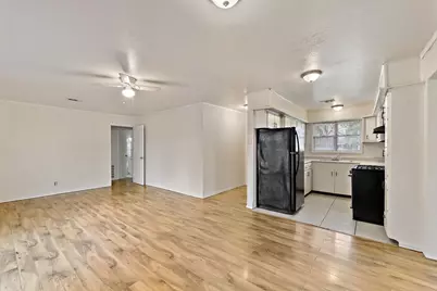 3230 Virginia Street, La Marque, TX 77568 - Photo 5