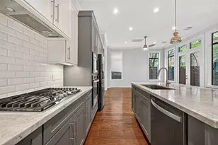 11012 Ave Malkenu Ave, Houston, TX 77043 - Photo 9