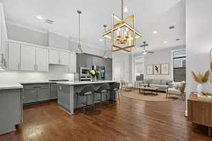 11012 Ave Malkenu Ave, Houston, TX 77043 - Photo 1